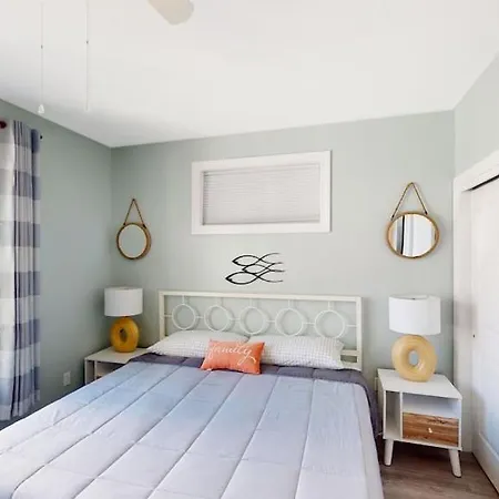 Beach House Steps Away From The Boardwalk And Beach With Ocean Views In Seaside Heights! Exterior foto