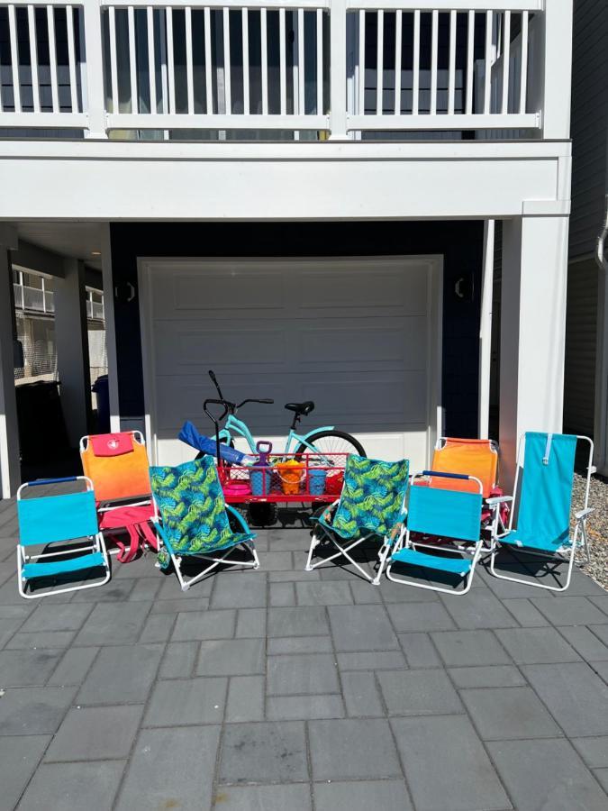 House Steps Away From The Boardwalk And With Ocean Views In Seaside Heights! Hébergement de vacances *