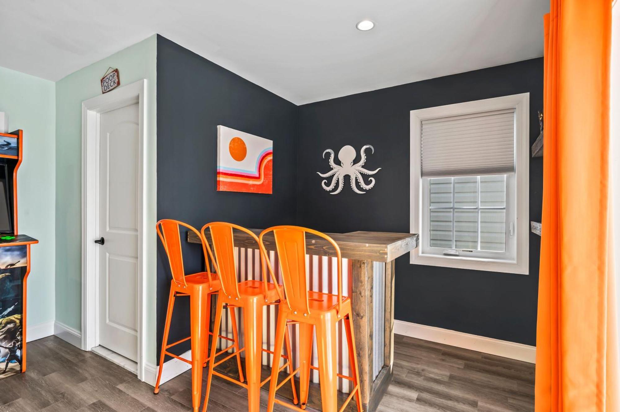 House Steps Away From The Boardwalk And With Ocean Views In Seaside Heights!
